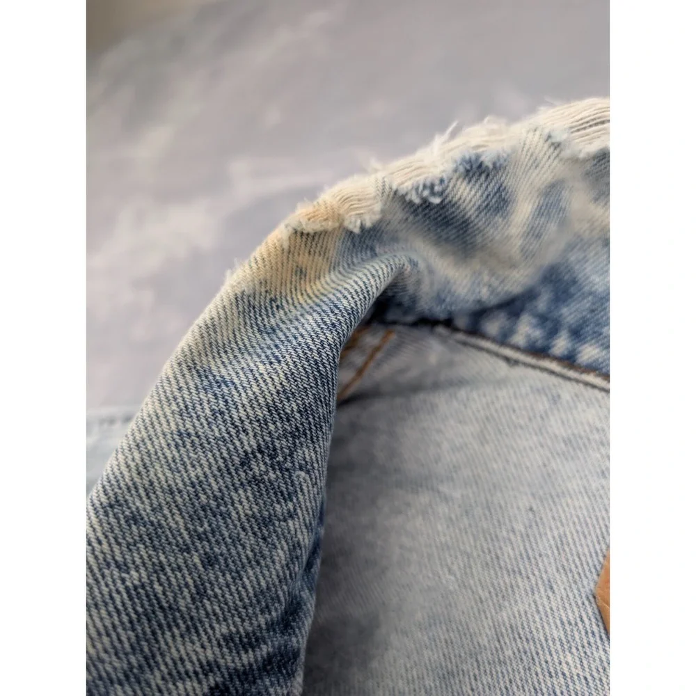 VTG 90's Levi's Stonewash Men's Denim Jacket 75068-0219 XL Back Patch Garret Sty